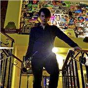 Saxofonista de Conservatorio, músico profesional, con 20 años de experiencia. Clases para principiantes e intermedio.